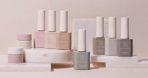 ILY COCOのカラージェルとベース・トップジェルのラインナップ